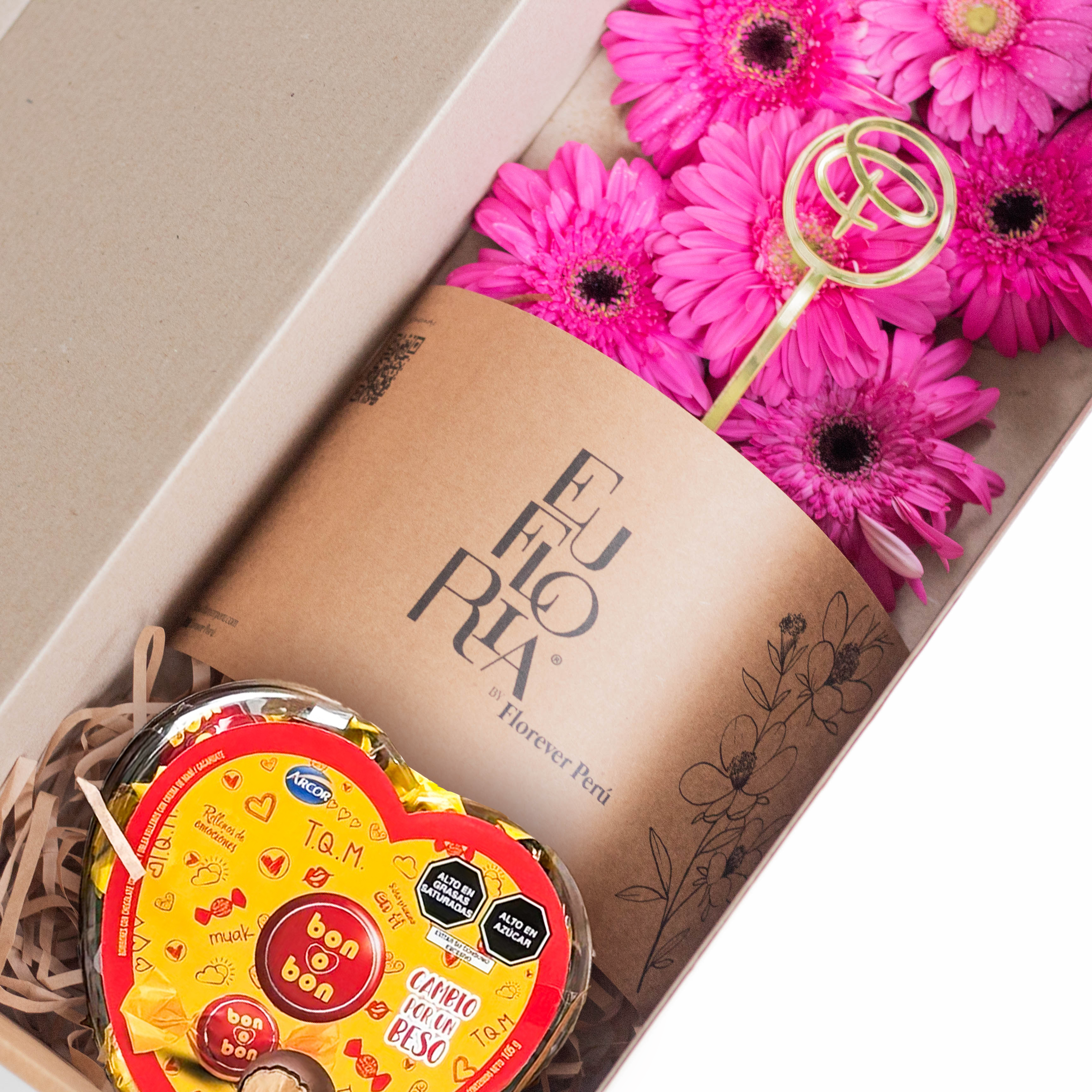 CAJA CON 8 GERBERAS EDICION EUFLORIA + CORAZON DE BON O BON
