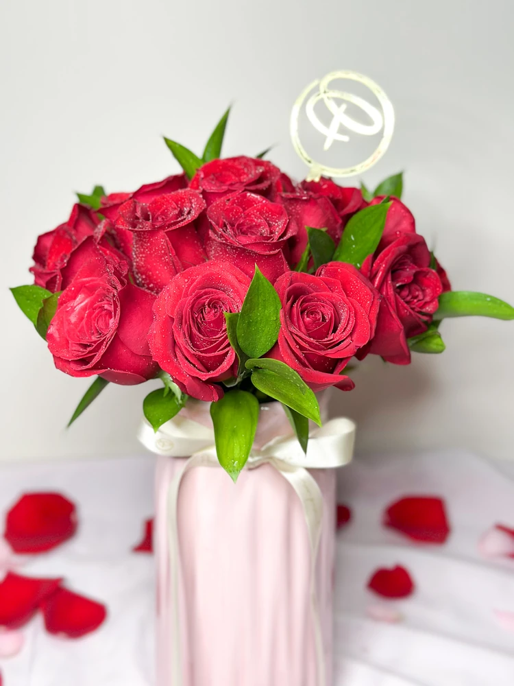 FLORERO 15 ROSAS — rosas