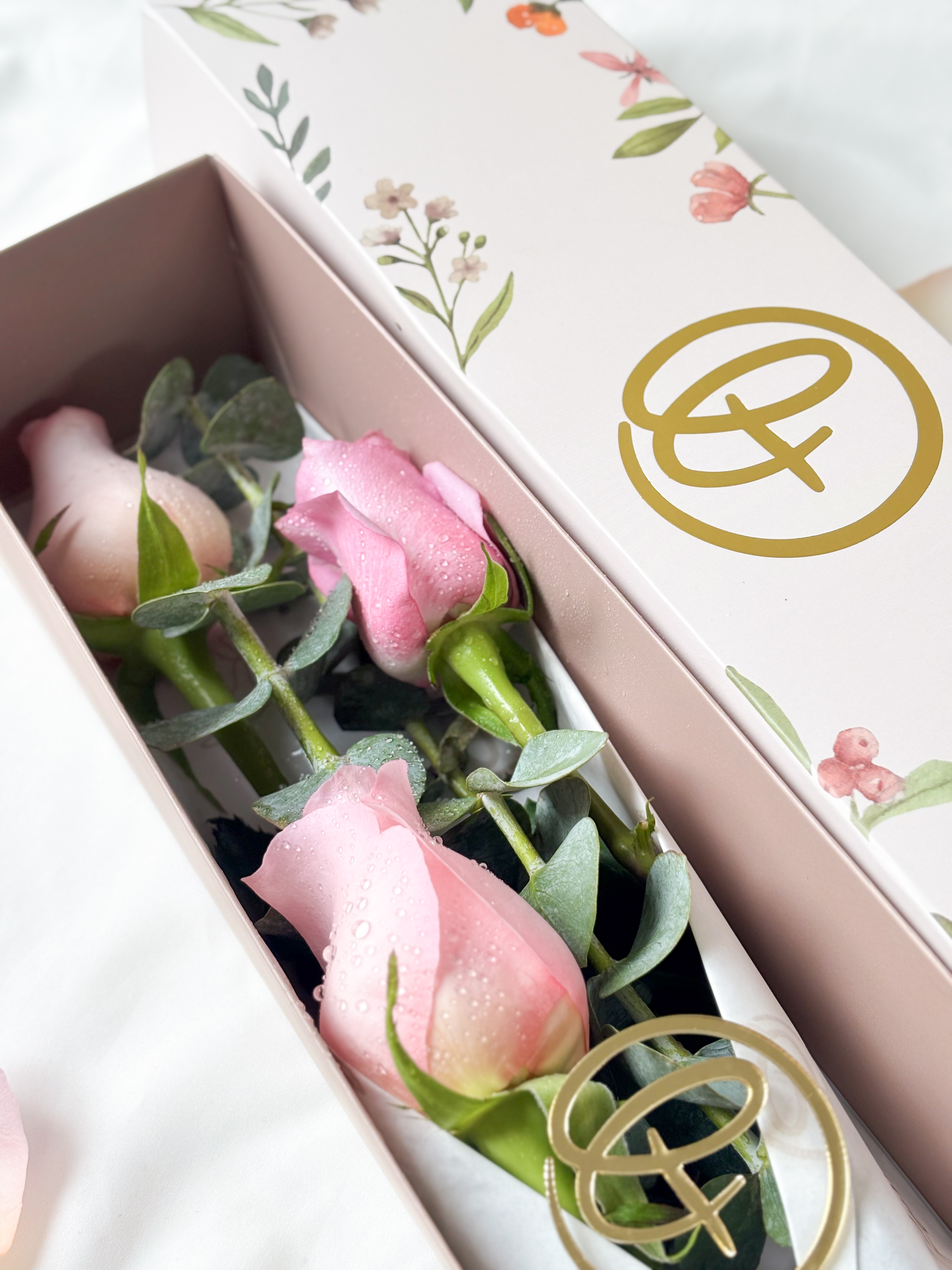 CAJA LARGA 3 ROSAS
